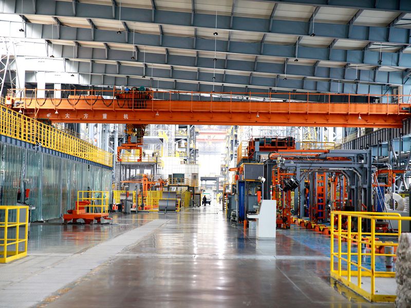 Tangshan Iron and Steel Group -- QD32t intelligent crane